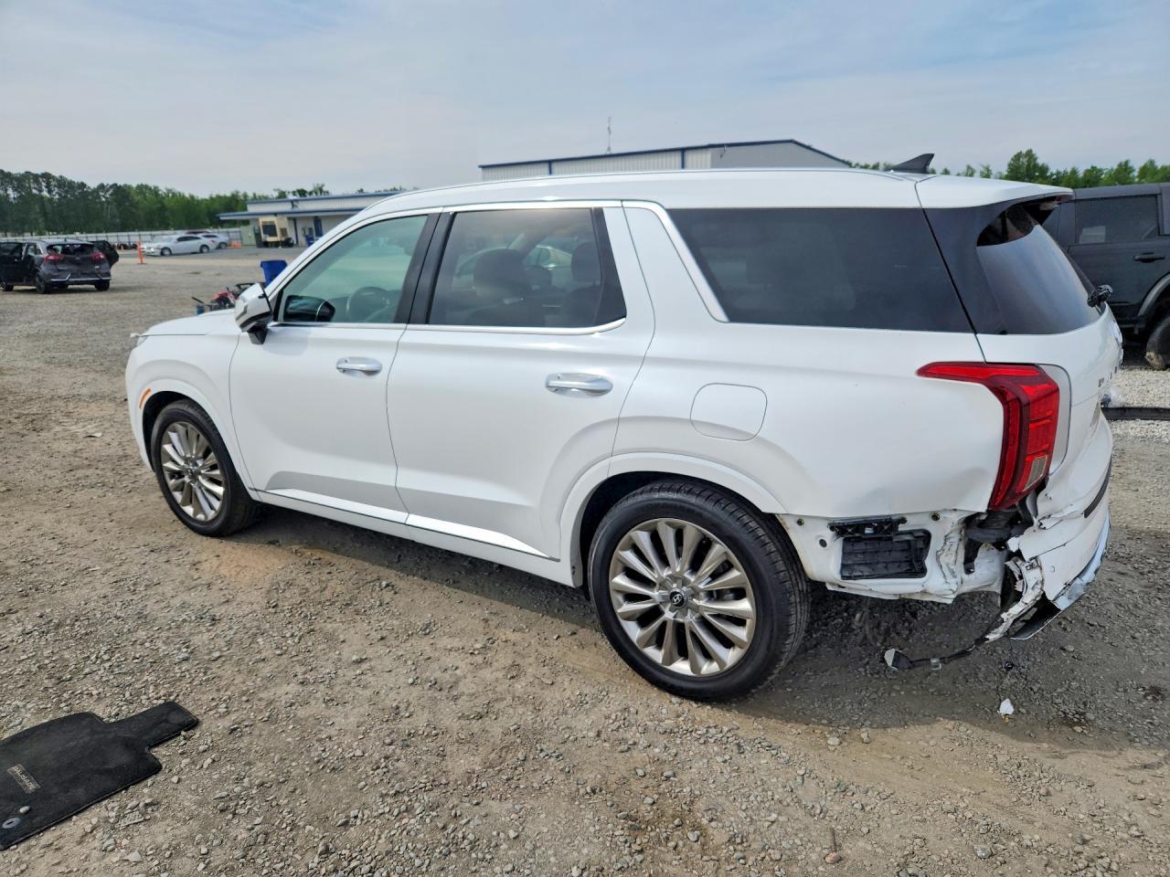2020 Hyundai Palisade Limited - Image 2