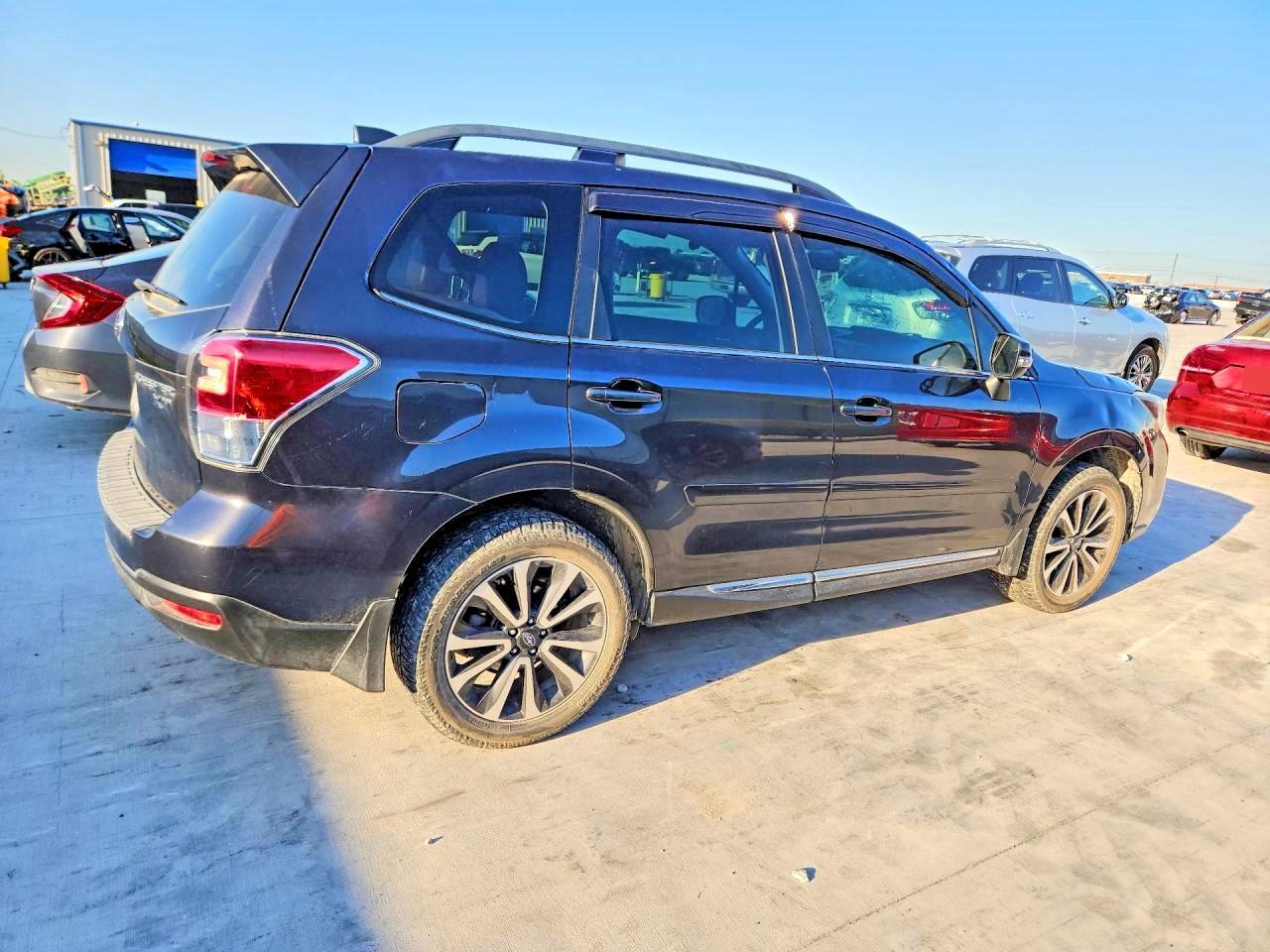 2017 Subaru Forester 2.0Xt Touring - Фото 3