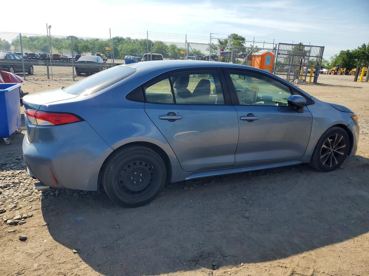 2021 Toyota Corolla Le - Image 3