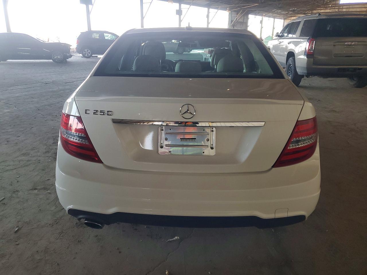 2013 Mercedes-Benz C 250 - Фото 6