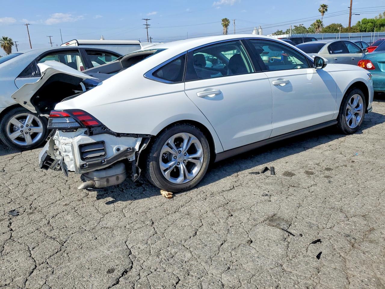 2025 Honda Accord Lx - Фото 3