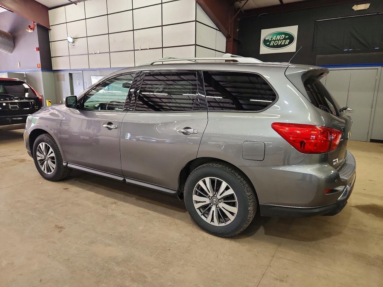 2018 Nissan Pathfinder Sv - Фото 2