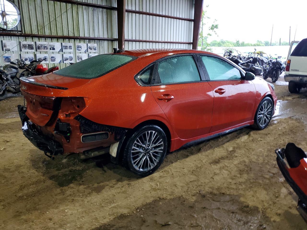 2023 Kia Forte Gt Line - Фото 3