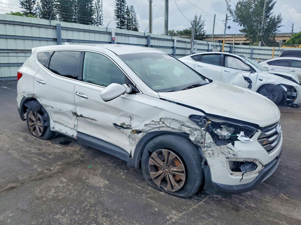 2013 Hyundai Santa Fe Sport 2.4L - Фото 4