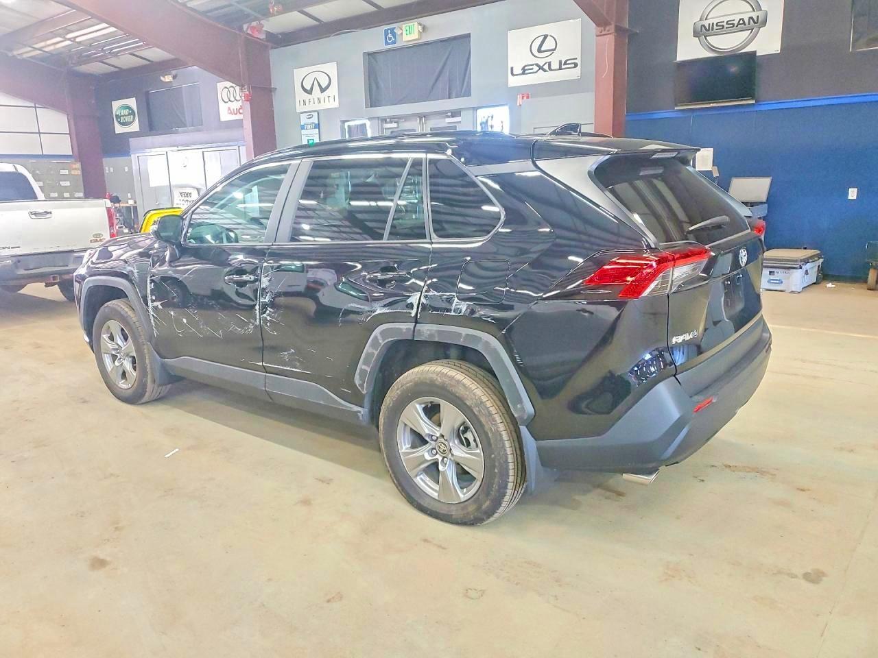 2025 Toyota Rav4 Xle - Фото 2