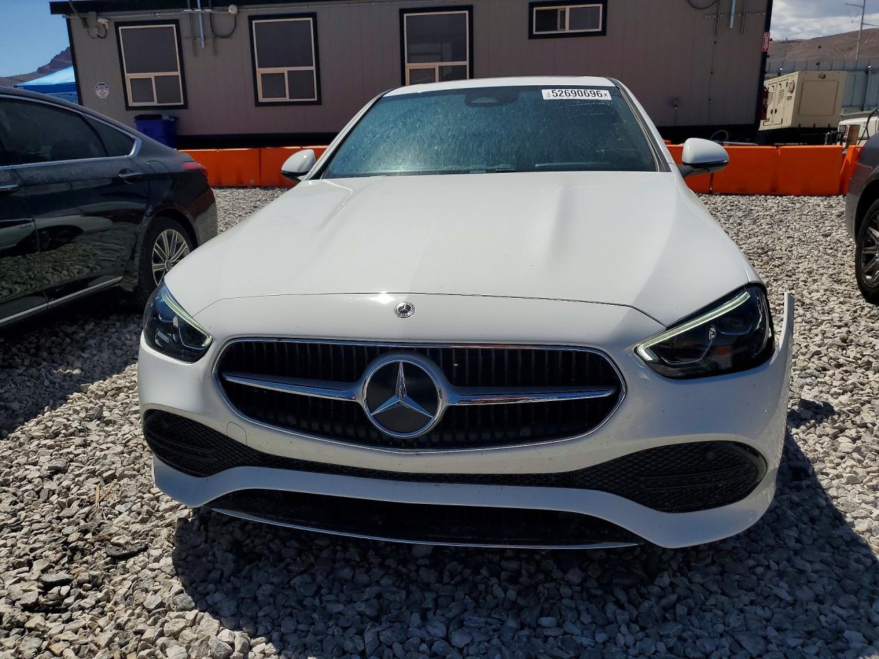 2025 Mercedes-Benz C 300 - Фото 5