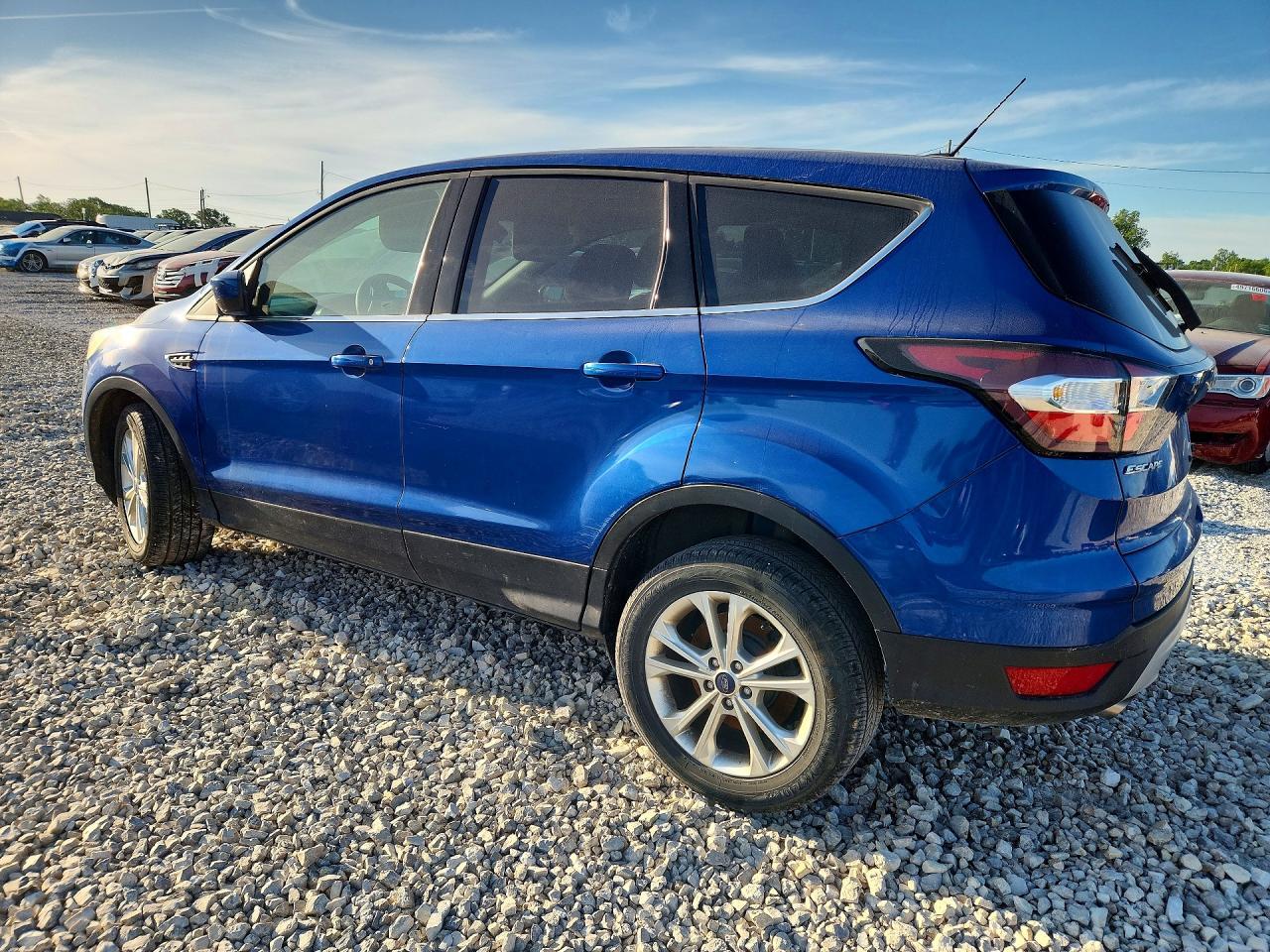 2017 Ford Escape Se - Image 2