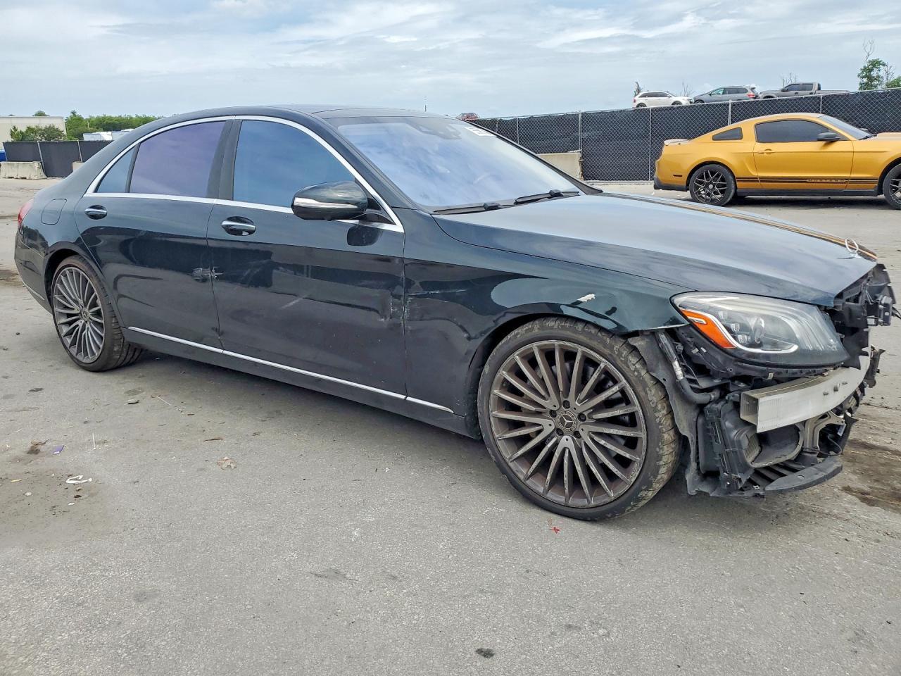 2018 Mercedes-Benz S 560 4Matic - Image 4