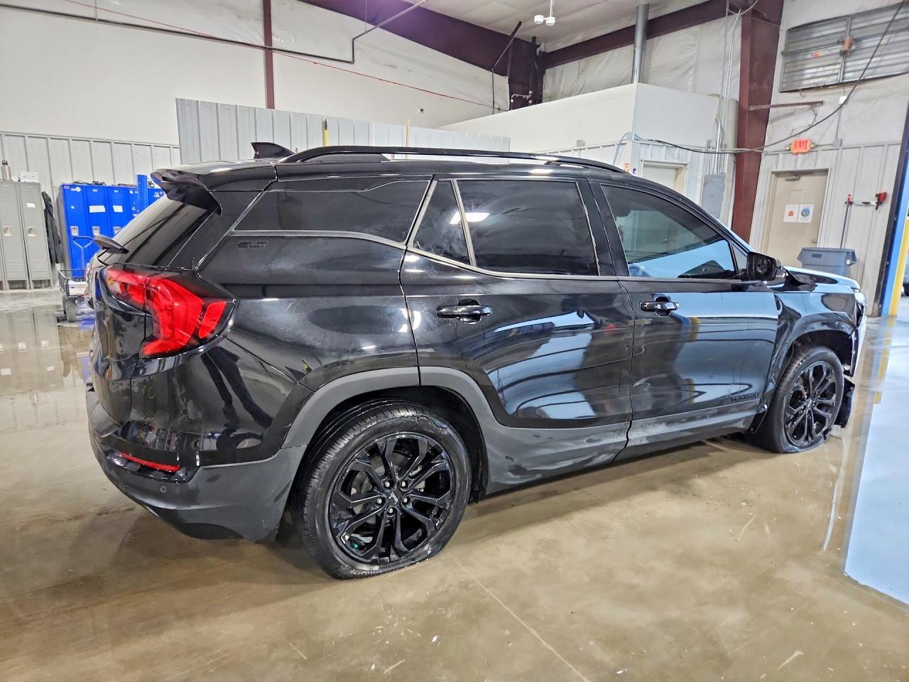 2021 GMC Terrain Slt - Фото 3