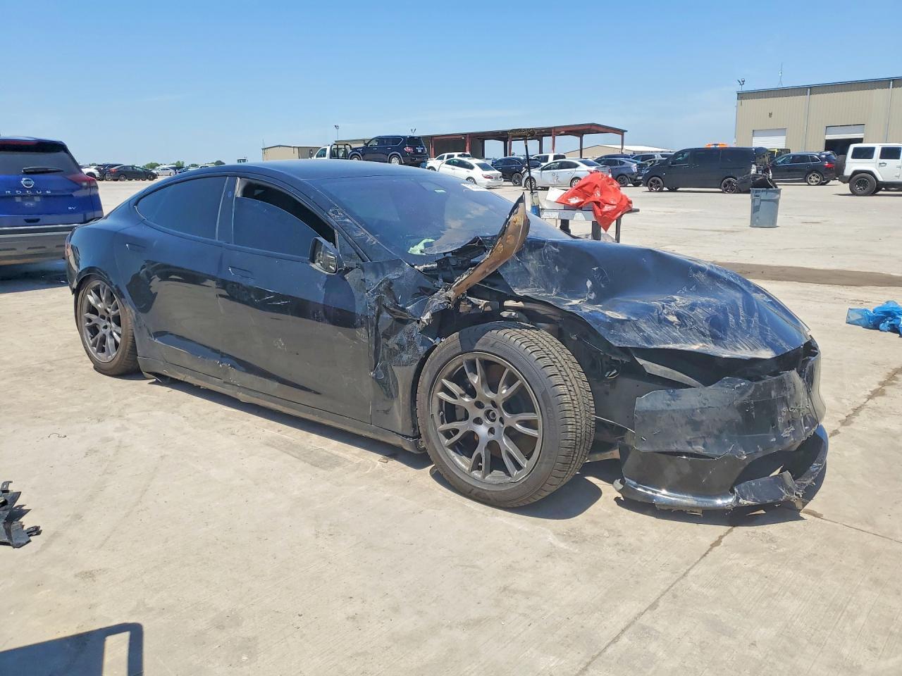 2022 Tesla Model S - Фото 4