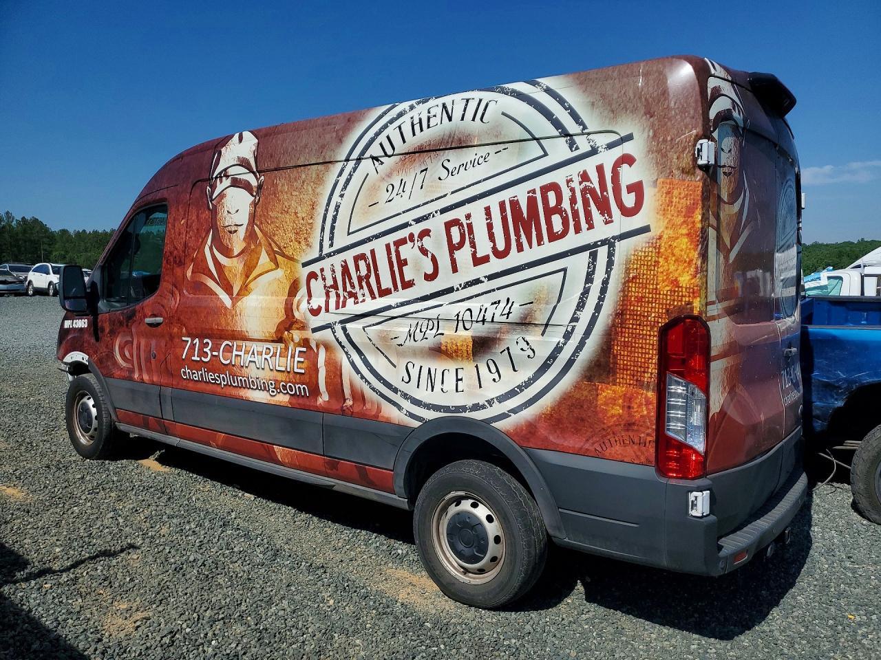 2023 Ford Transit 250 Utility / Service Van - Фото 2