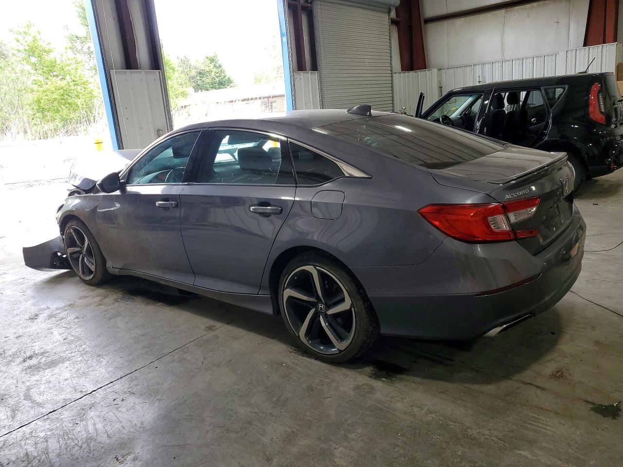 2018 Honda Accord Sport - Фото 2