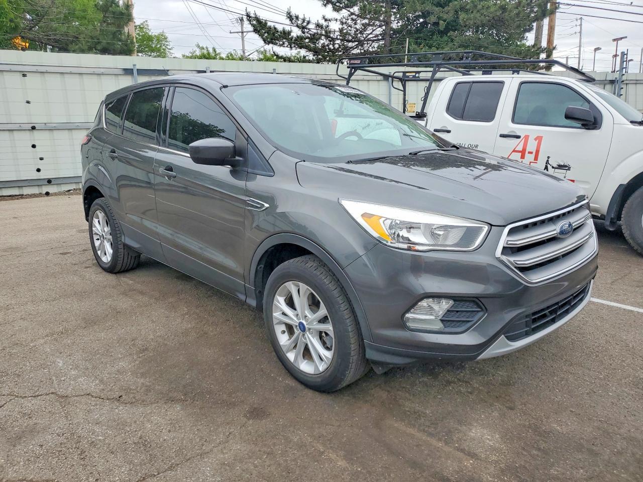 2017 Ford Escape Se - Image 4
