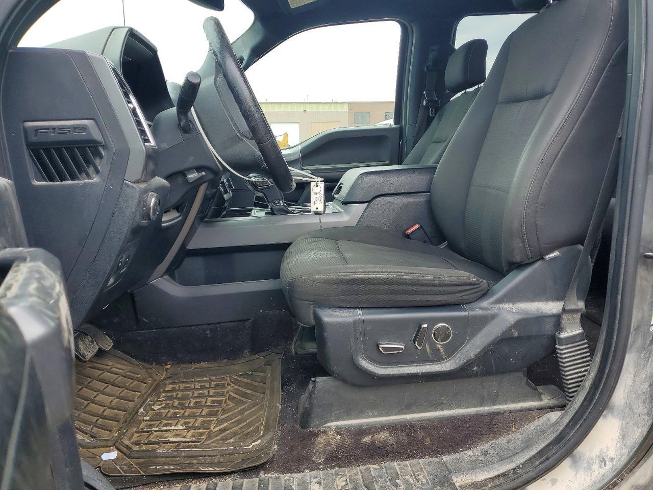 2015 Ford F150 Supercrew - Фото 7