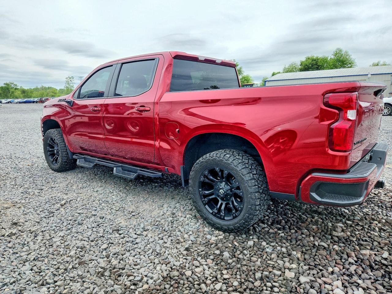 2021 Chevrolet Silverado K1500 Rst - Image 2
