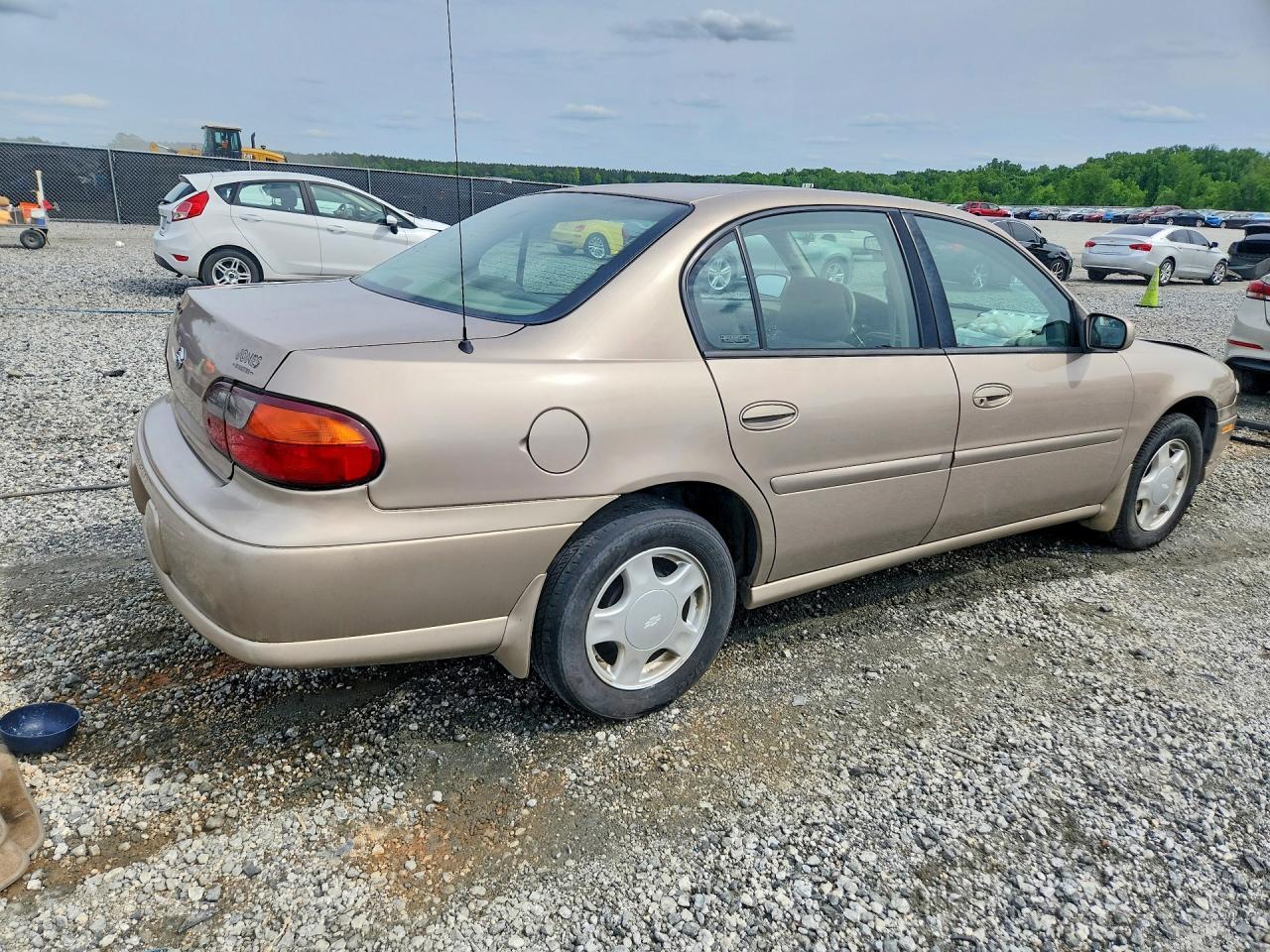 2000 Chevrolet Malibu Ls - Image 3