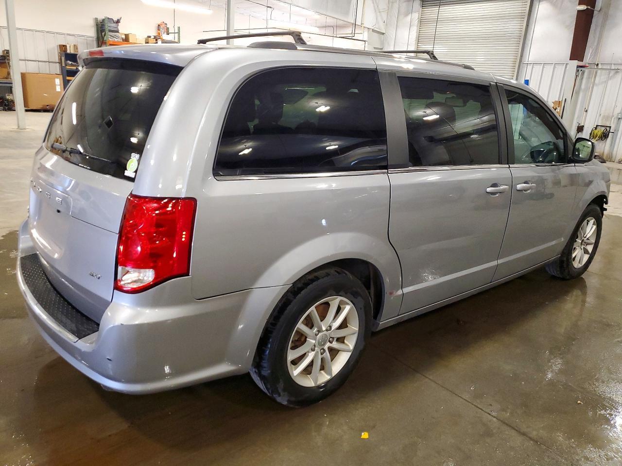 2020 Dodge Grand Caravan Sxt - Image 3
