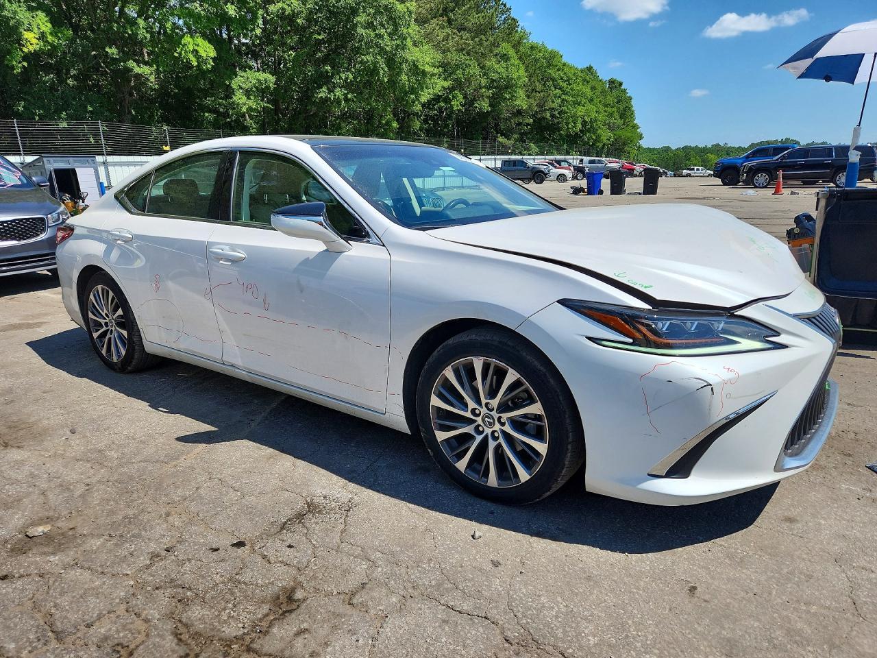 2019 Lexus Es 350 - Image 4