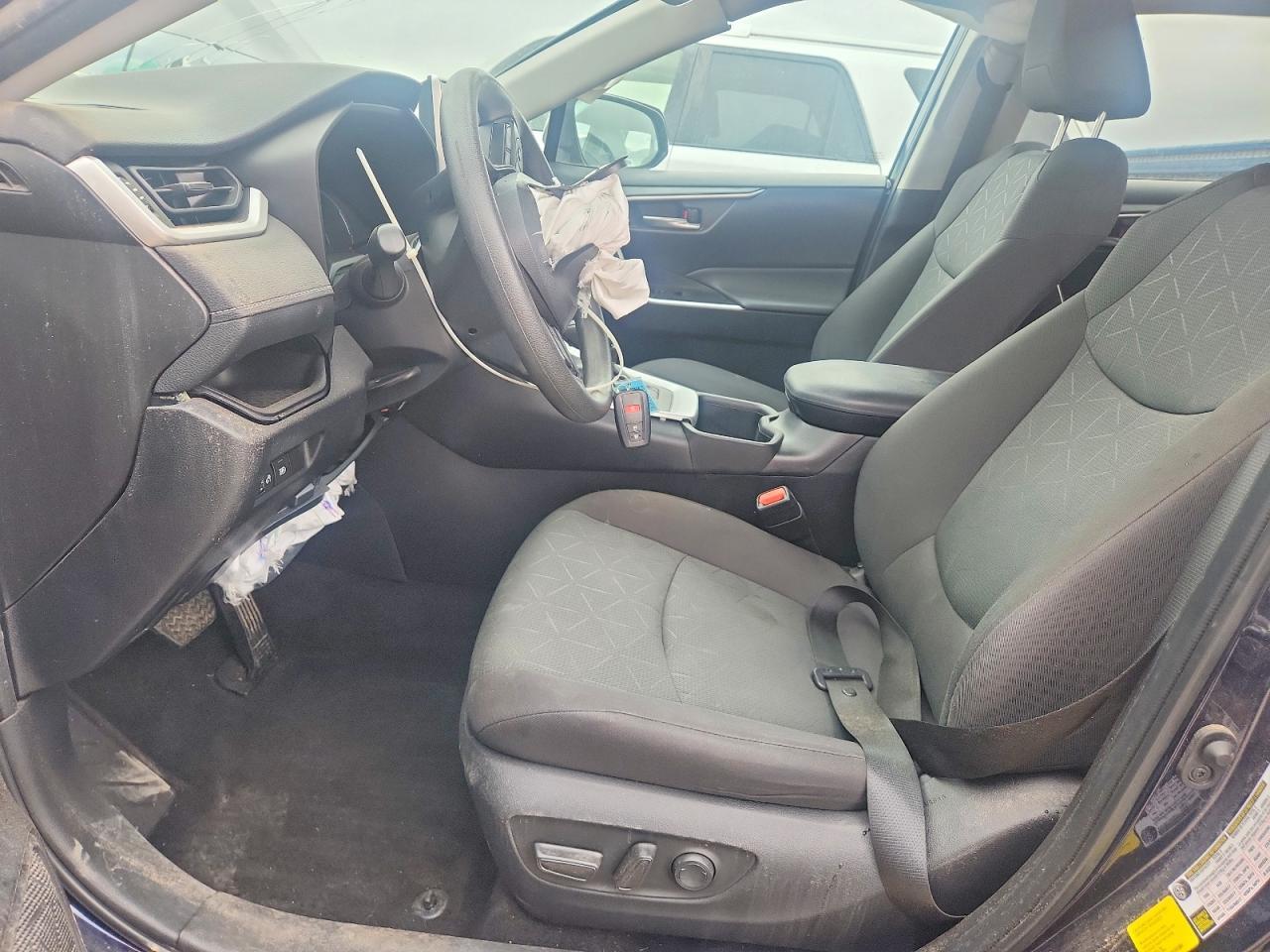 2024 Toyota Rav4 Hybrid Xle - Image 7