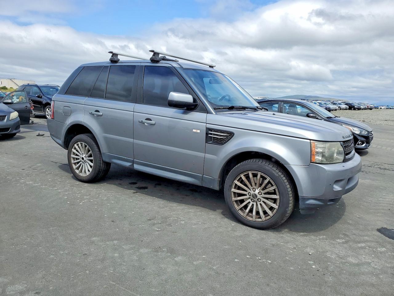 2013 Land Rover Range Rover Sport Hse - Image 4