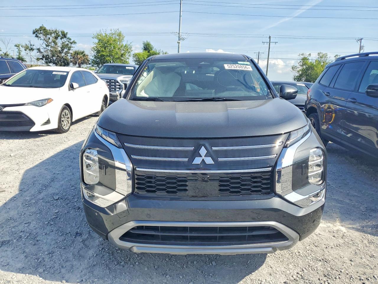 2025 Mitsubishi Outlander Se - Image 5