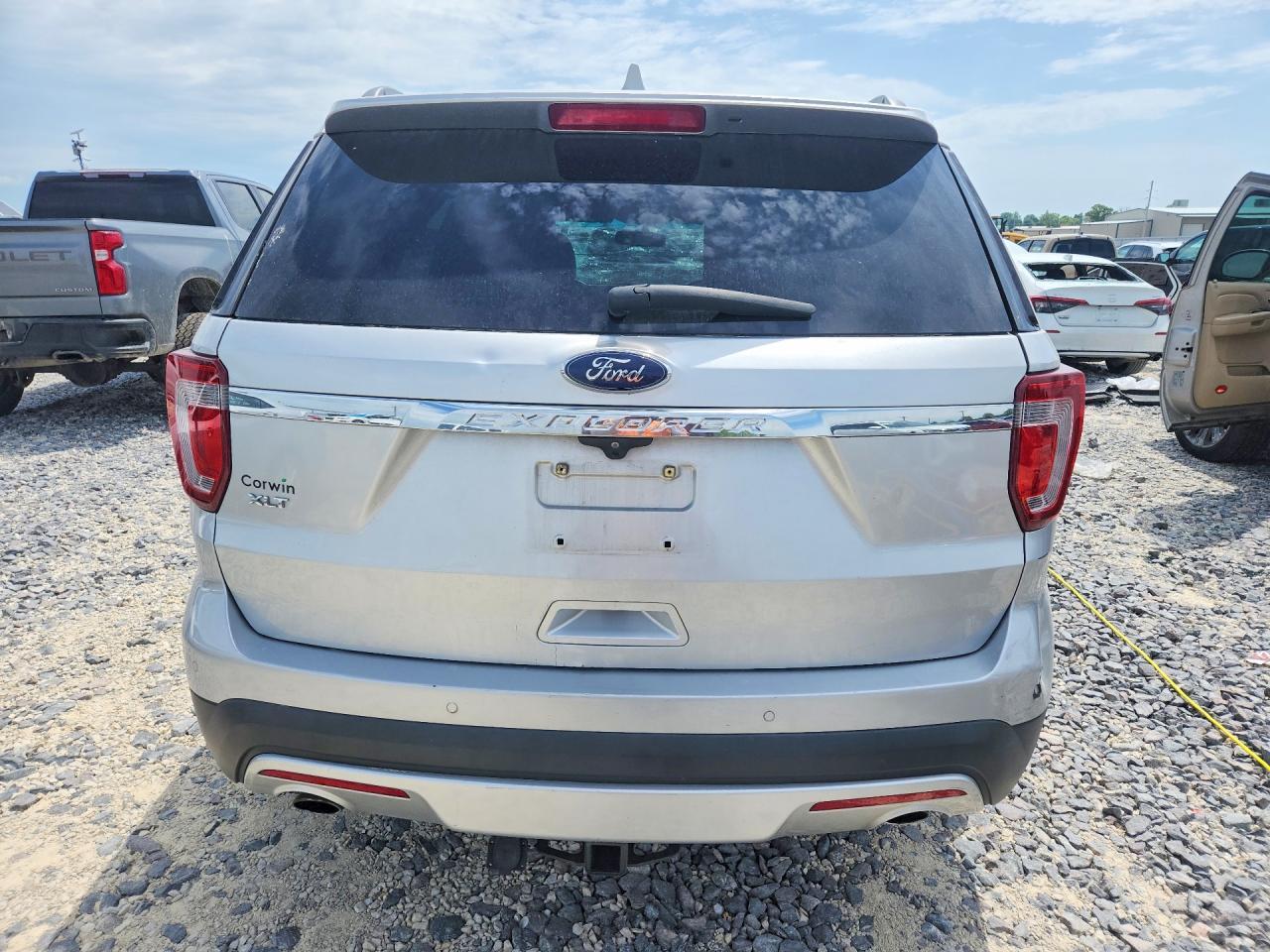 2017 Ford Explorer Xlt - Фото 6