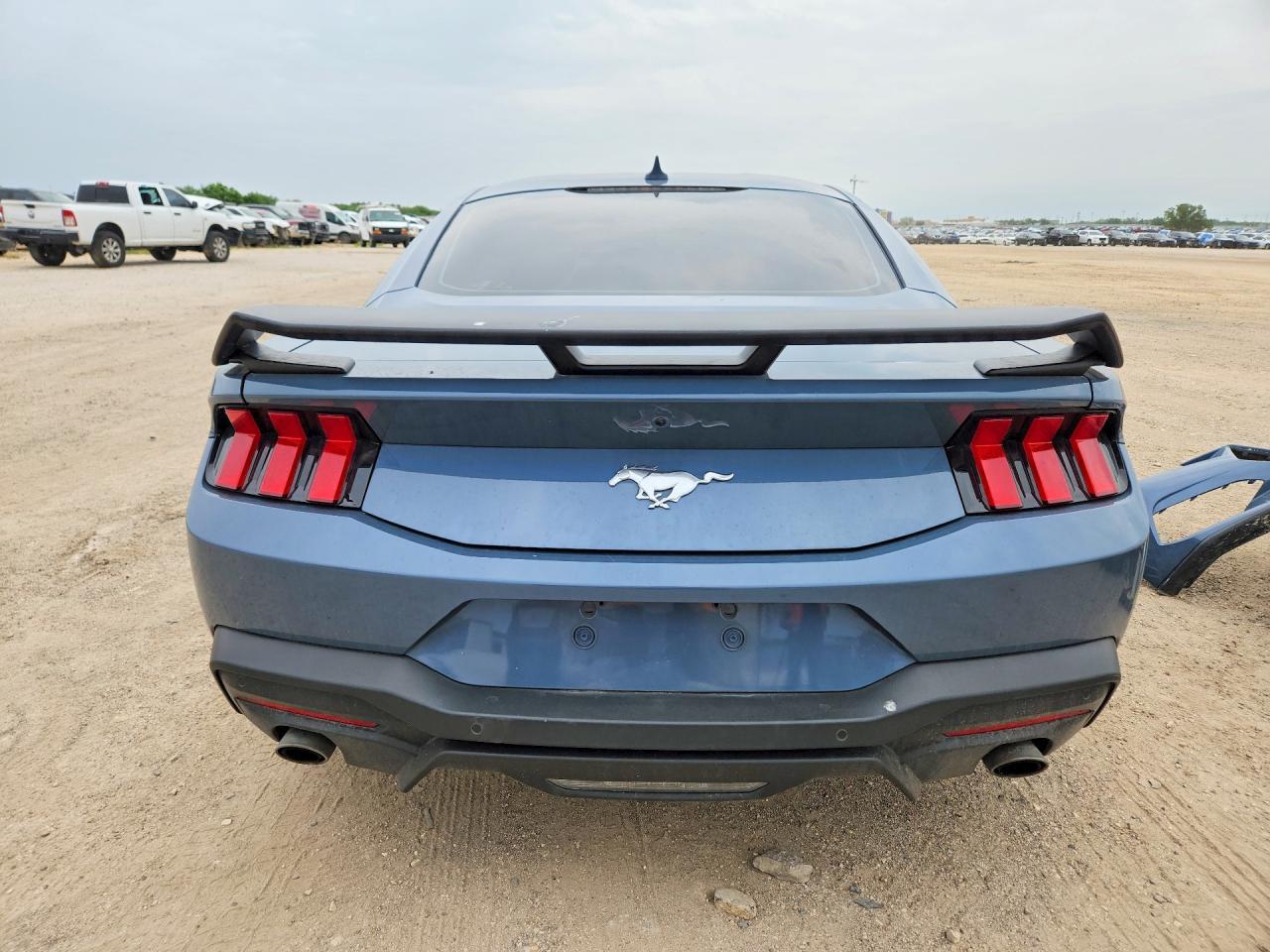 2024 Ford Mustang - Image 6