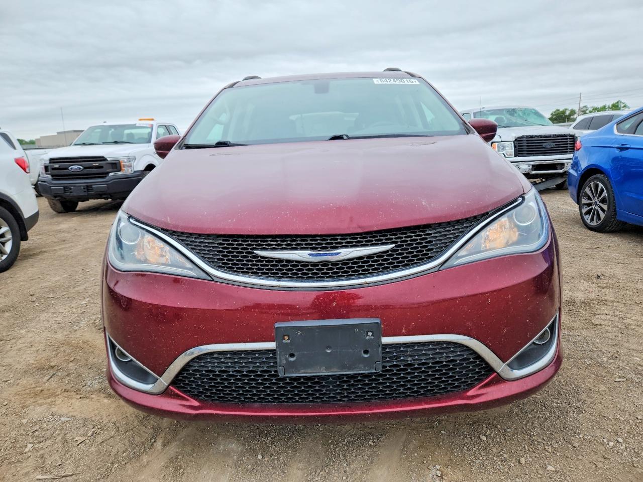 2017 Chrysler Pacifica Touring L - Фото 5