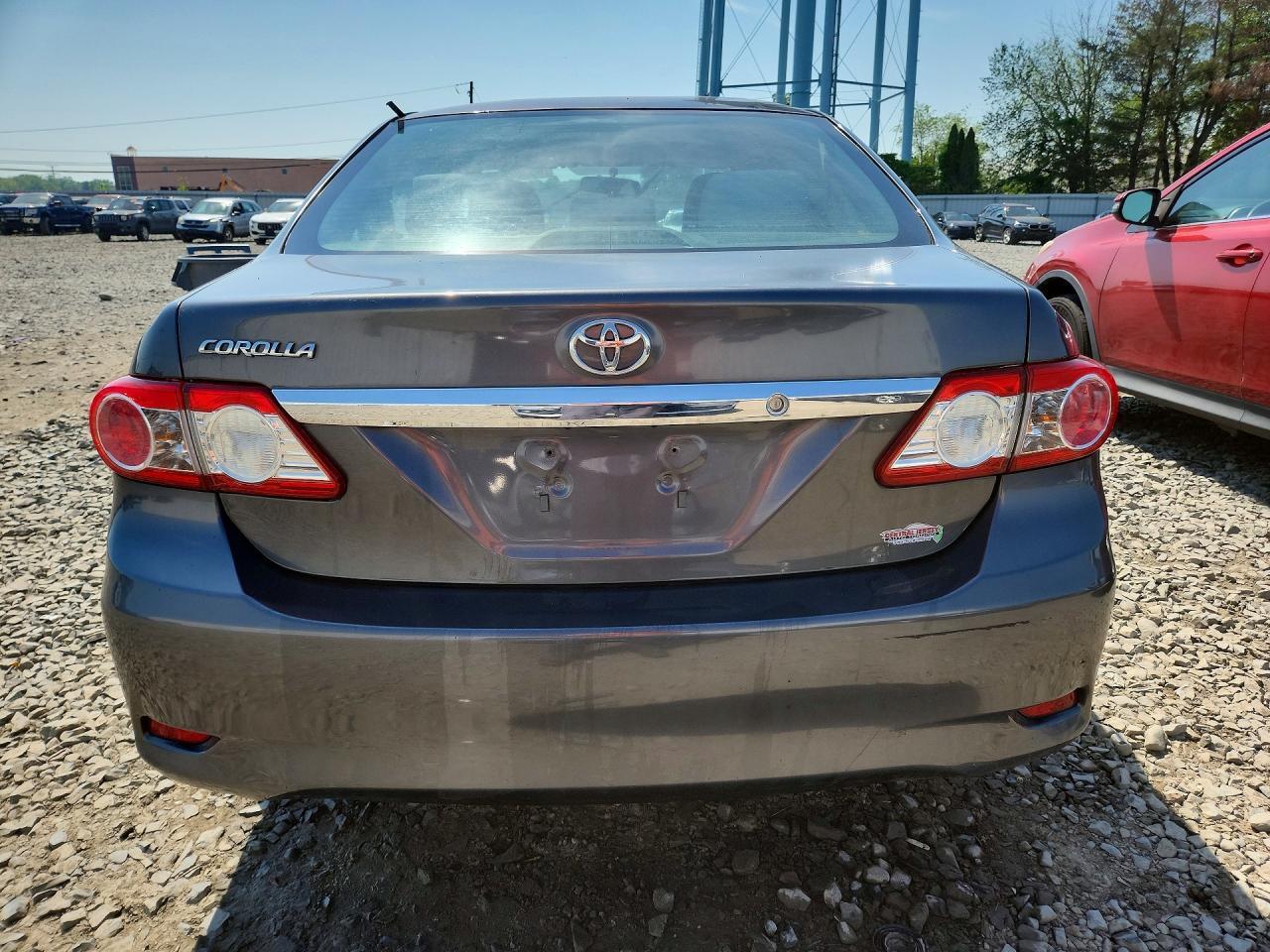 2013 Toyota Corolla L - Фото 6