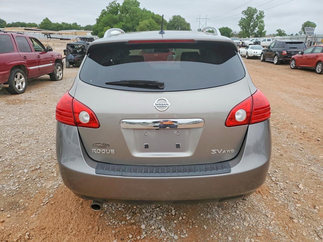 2013 Nissan Rogue S - Image 6