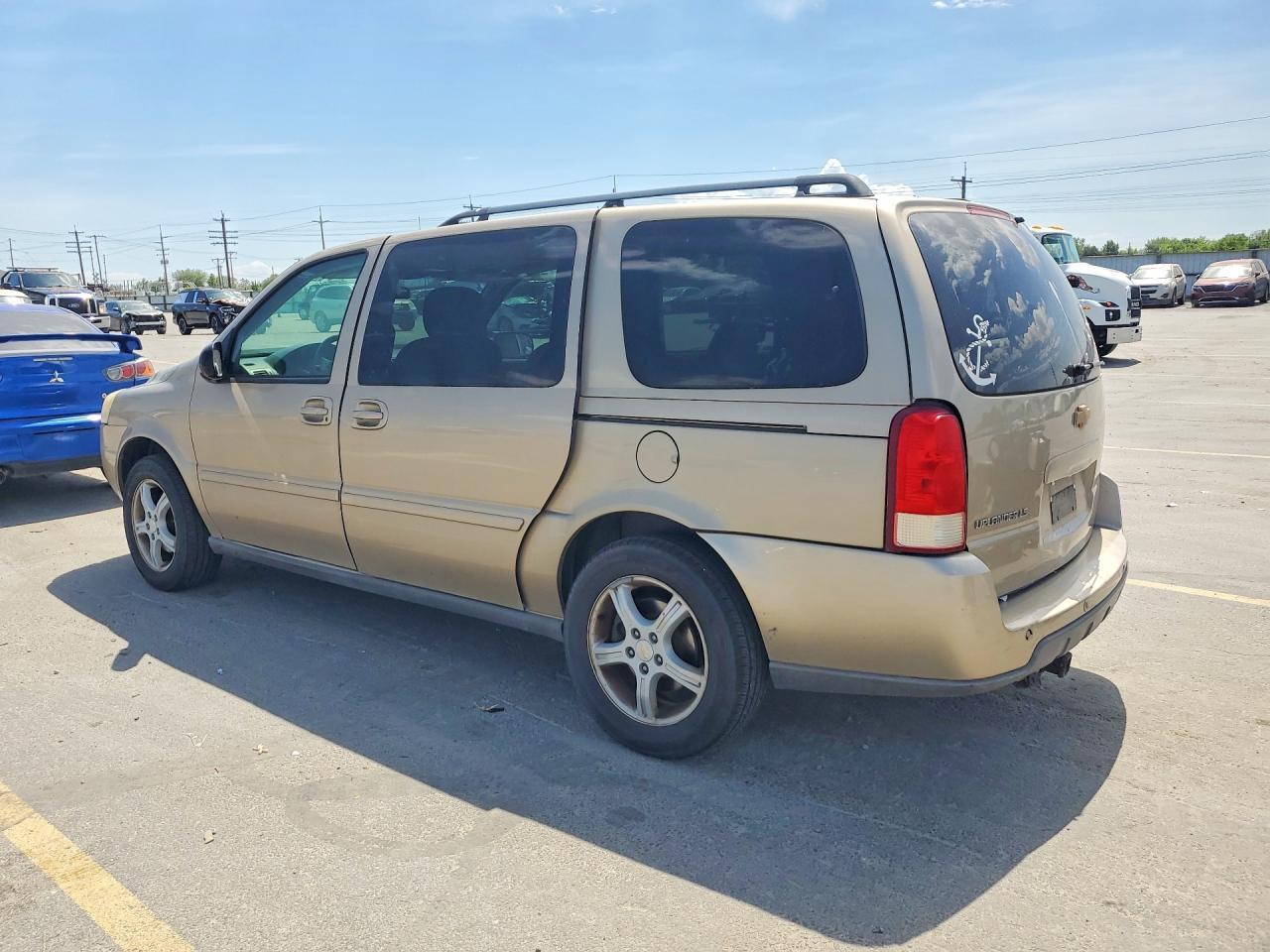 2005 Chevrolet Uplander Ls - Фото 2