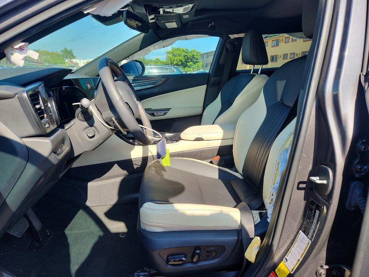 2024 Lexus Nx 250 Premium - Image 7