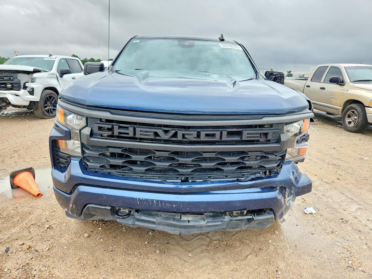 2023 Chevrolet Silverado K1500 Custom - Фото 5