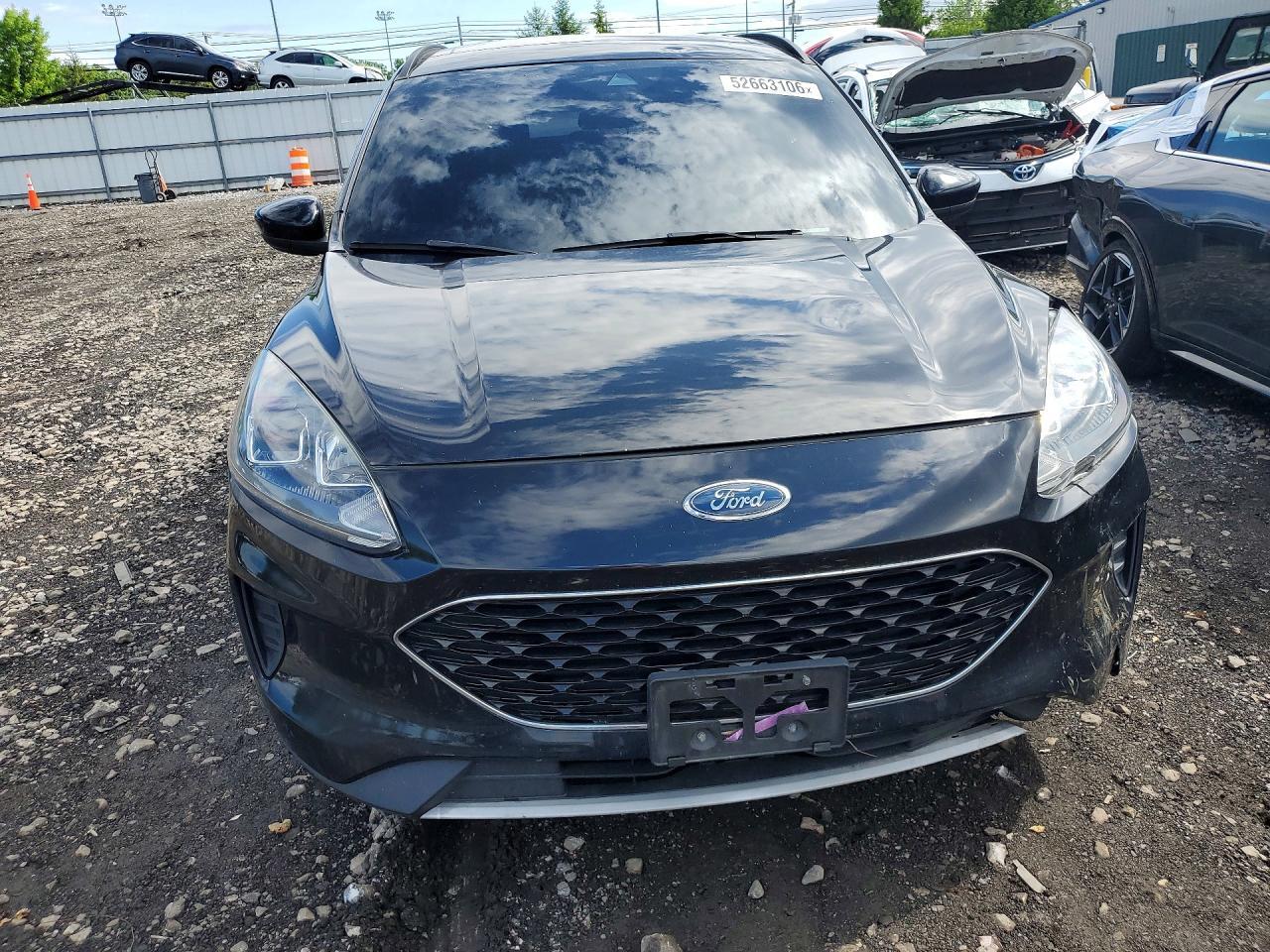 2020 Ford Escape Se - Фото 5