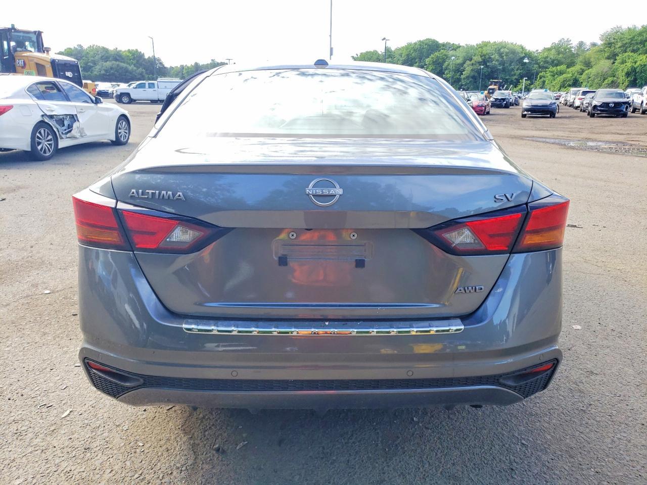 2023 Nissan Altima Sv - Image 6