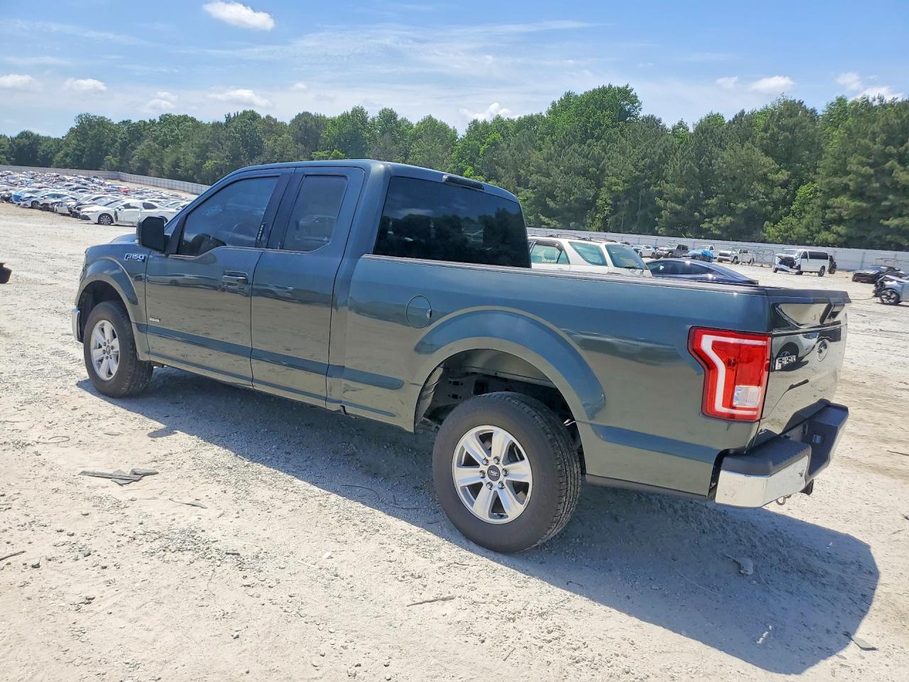 2015 Ford F150 Super Cab - Image 2