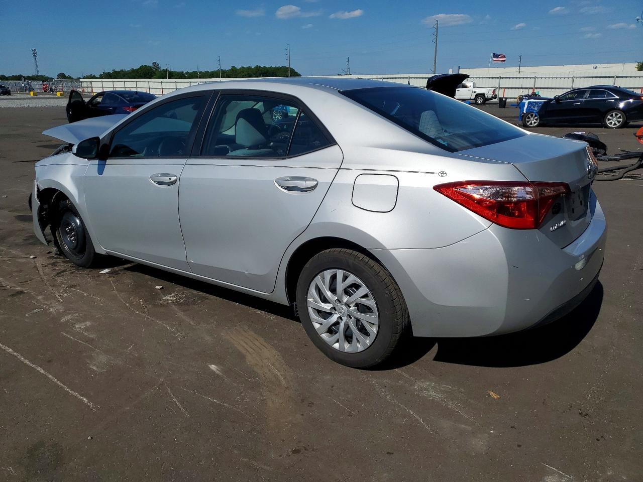 2019 Toyota Corolla Le - Фото 2