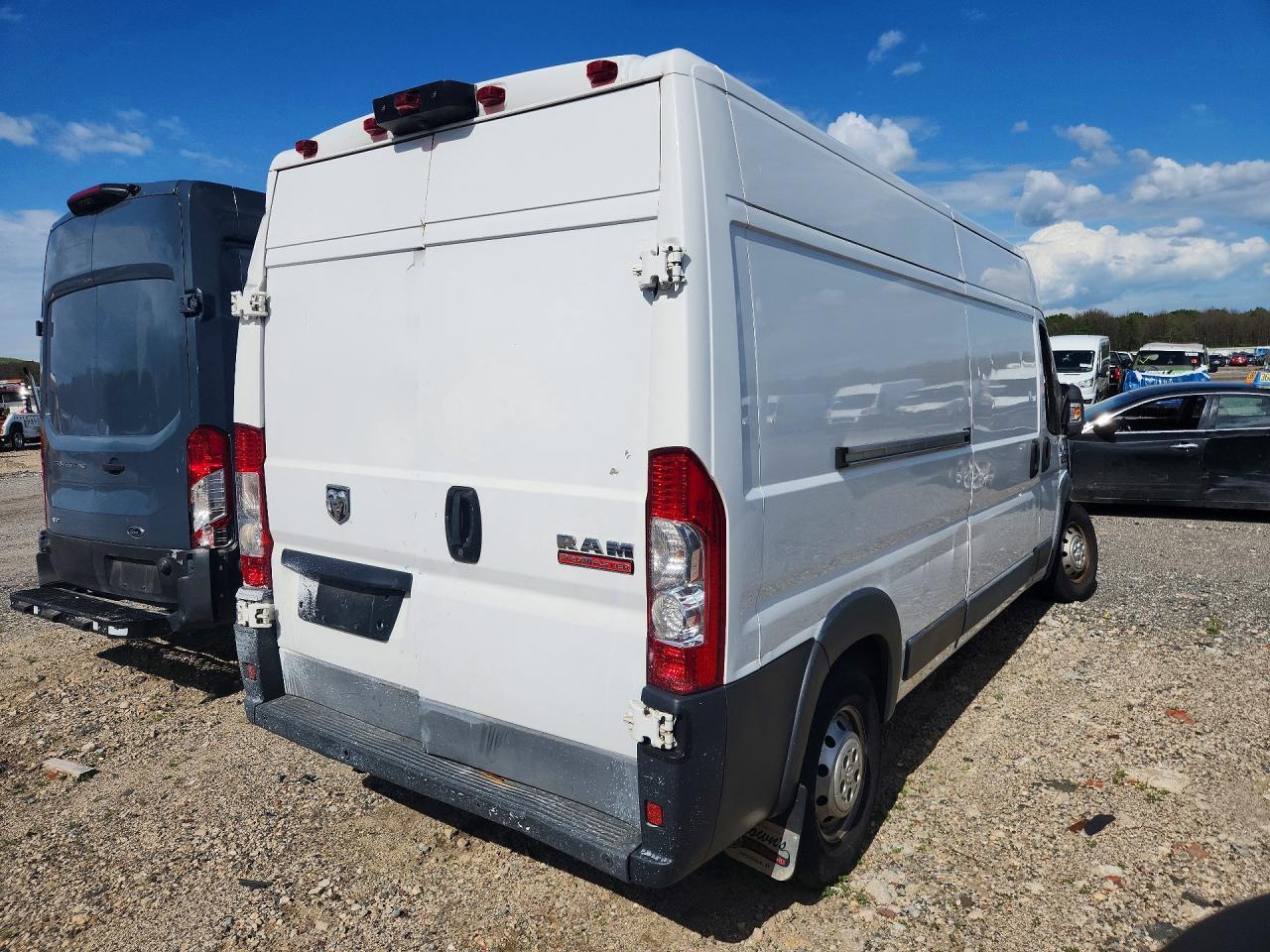 2015 Ram Promaster 3500 Utility / Service Van - Фото 3