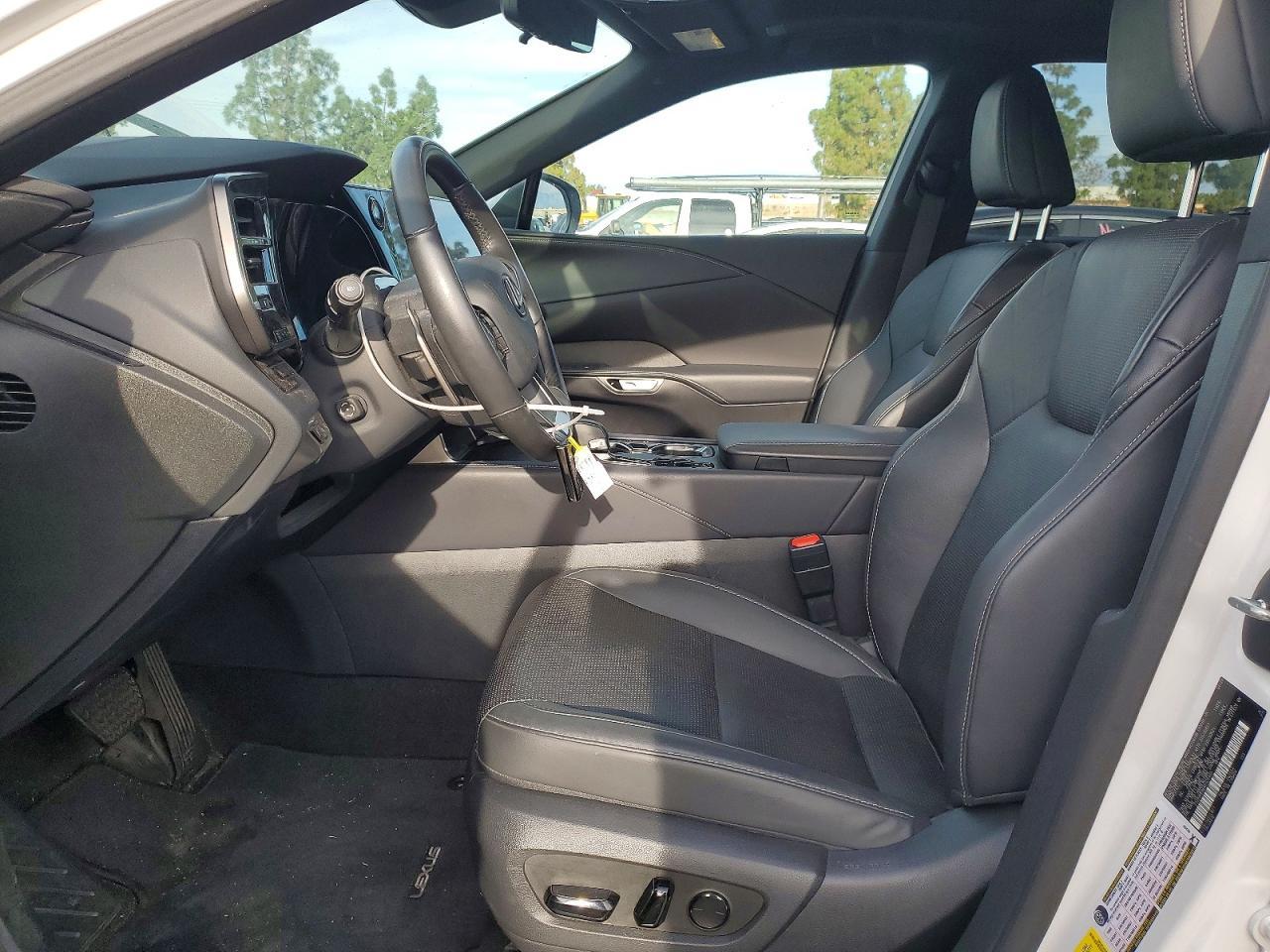 2024 Lexus Rx 350 Premium+ - Image 7