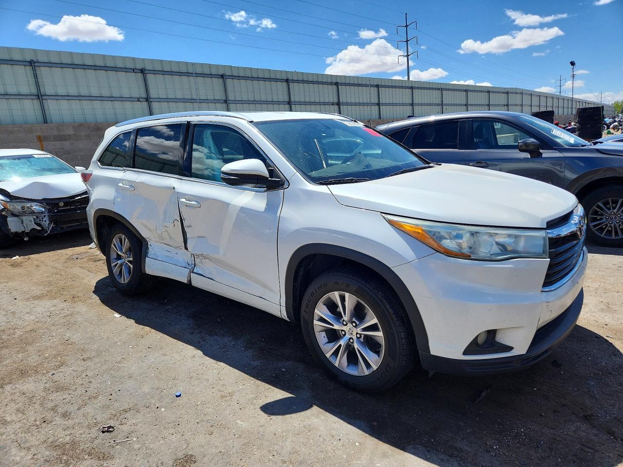 2015 Toyota Highlander Xle - Фото 4