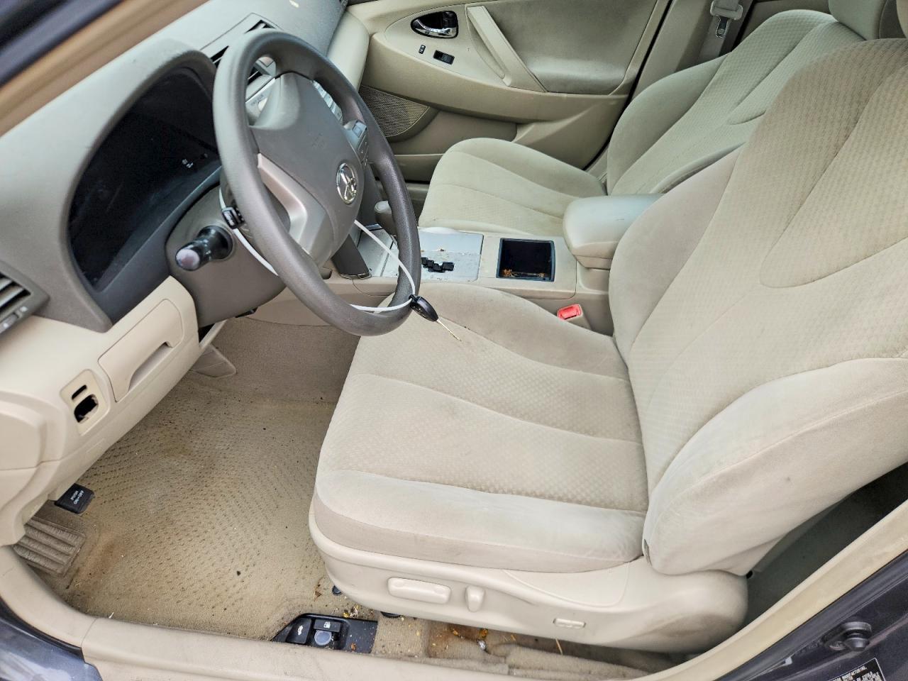 2009 Toyota Camry Le - Фото 7