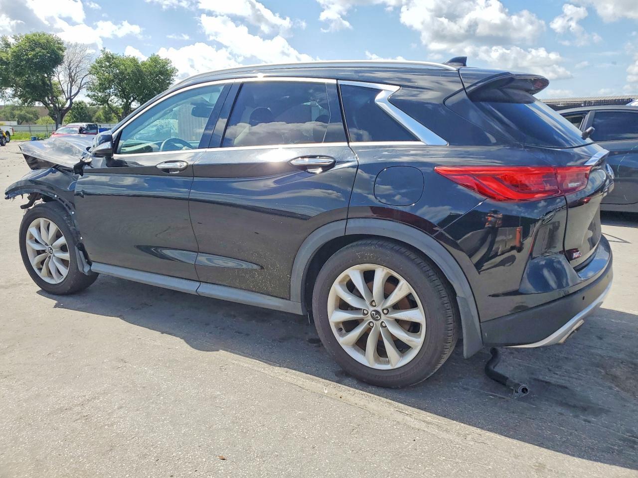 2019 Infiniti Qx50 Essential - Image 2