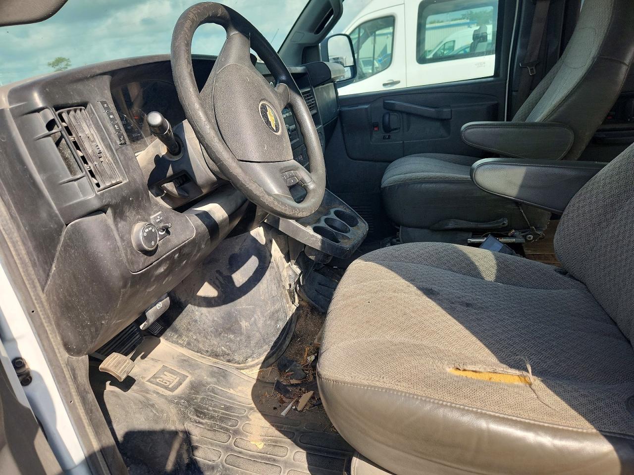 2020 Chevrolet Express Lt Ext - Фото 7