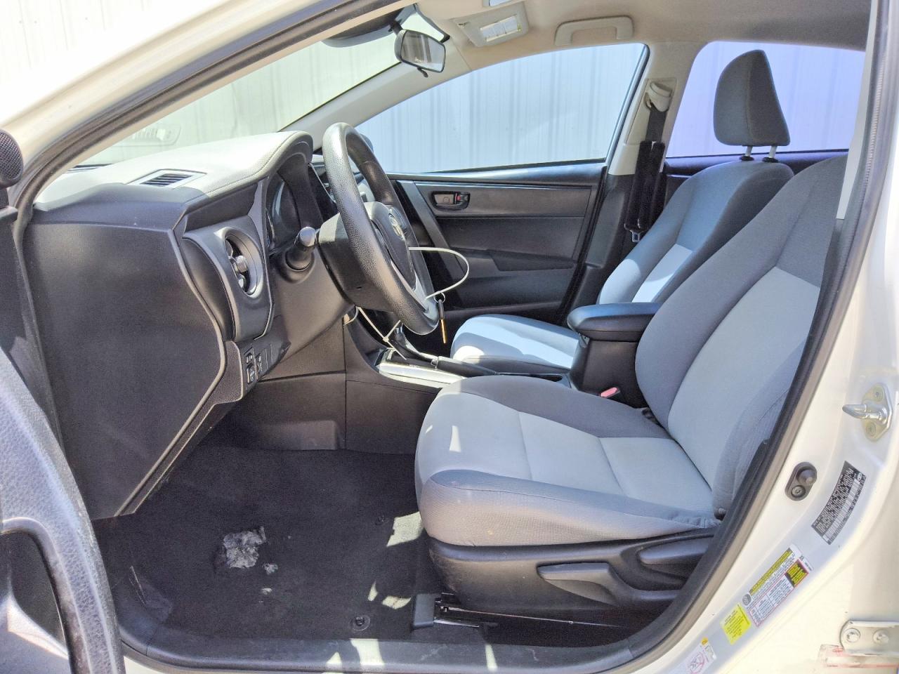 2017 Toyota Corolla L - Фото 7