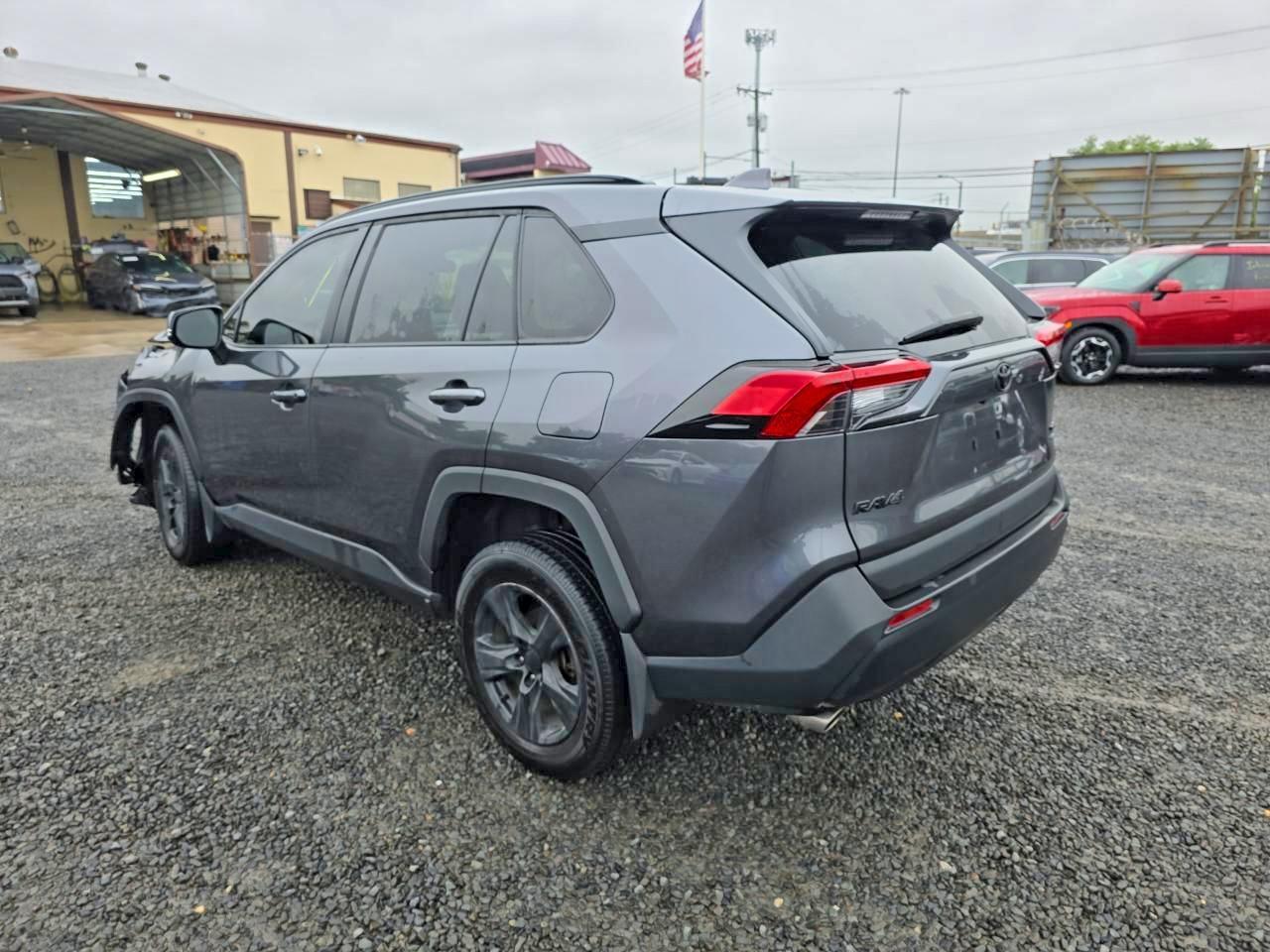 2023 Toyota Rav4 Xle - Image 2