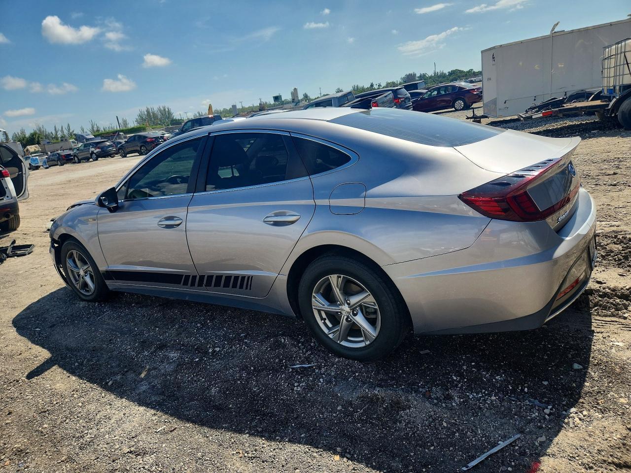 2021 Hyundai Sonata Se - Фото 2