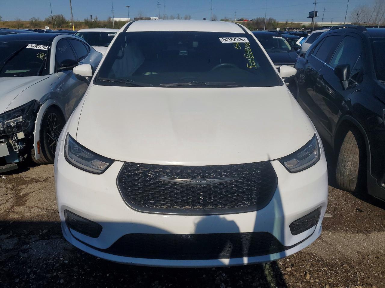 2023 Chrysler Pacifica Hybrid Touring L - Фото 5