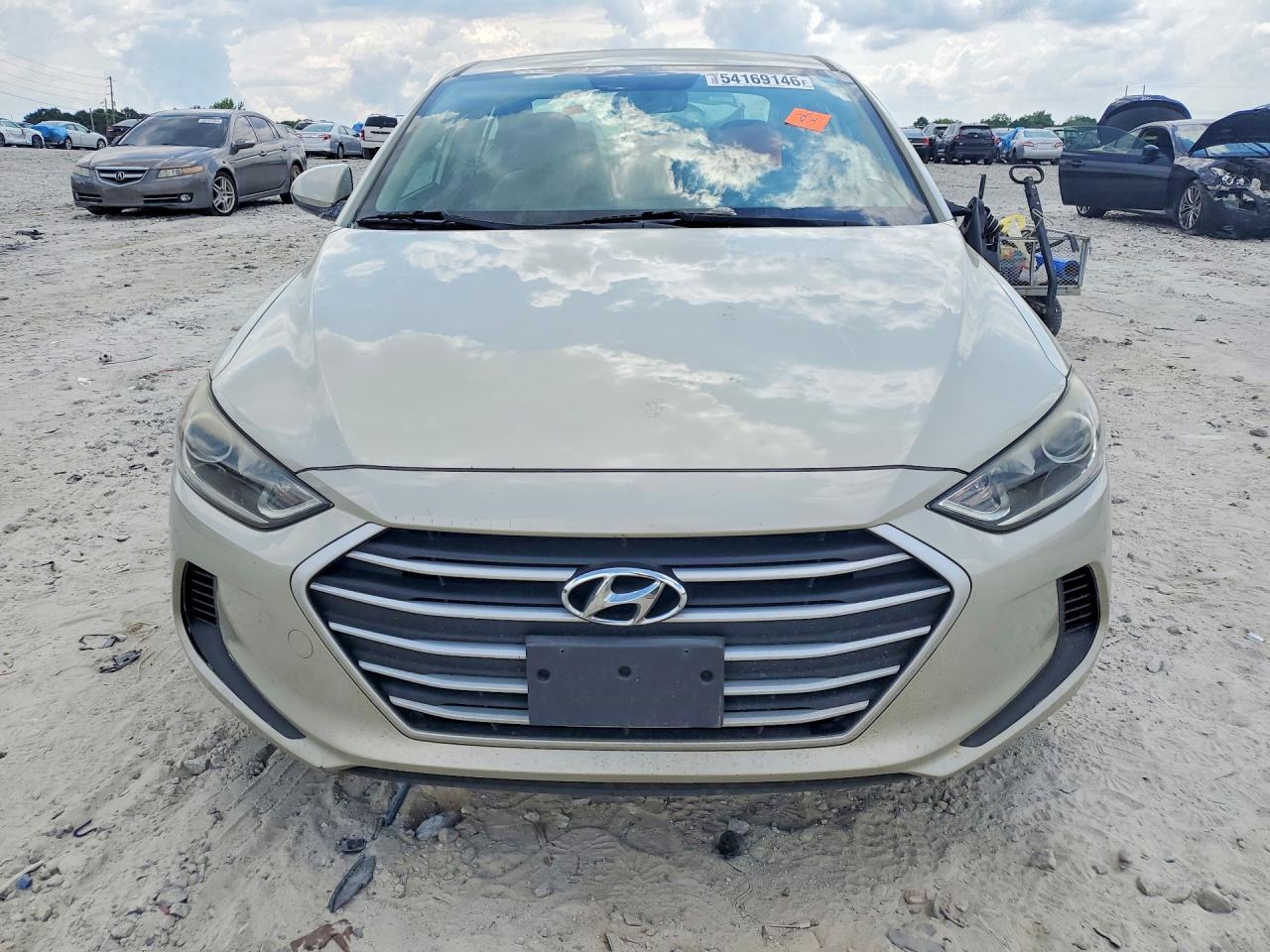 2017 Hyundai Elantra Se - Image 5