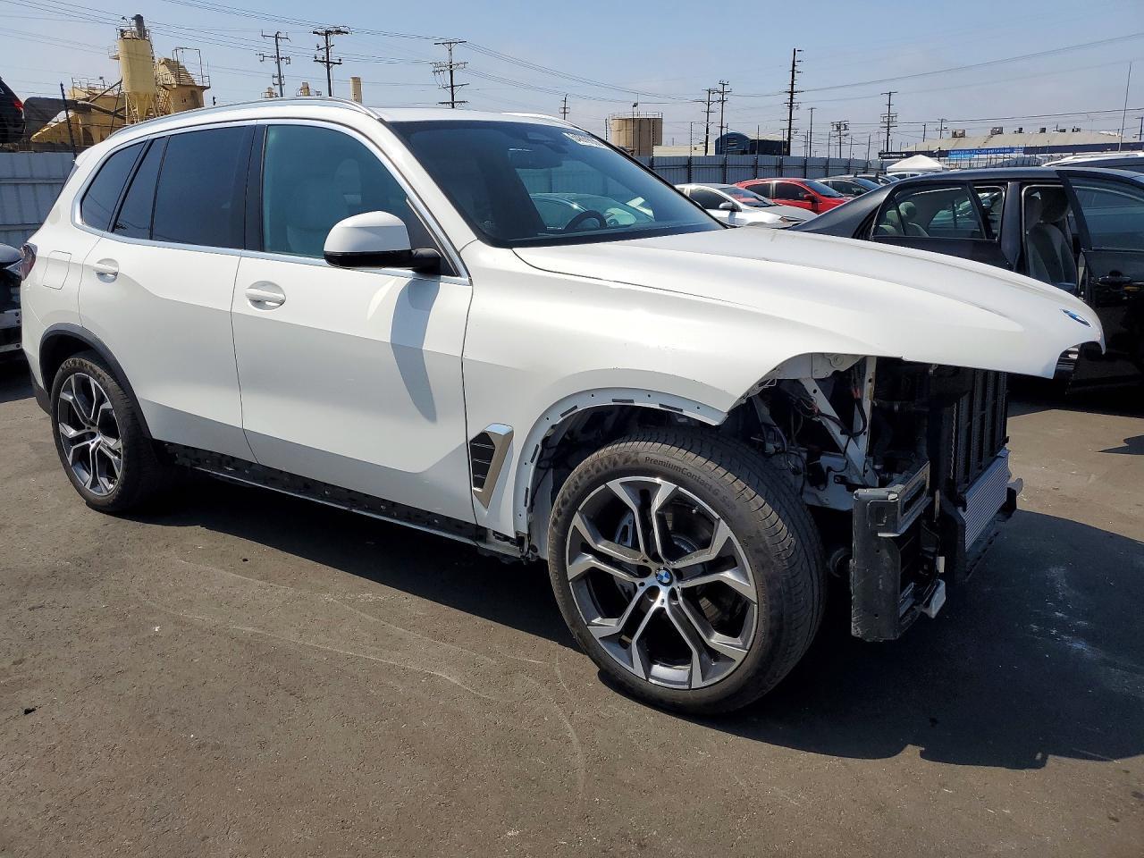 2025 BMW X5 Sdrive 40I - Image 4