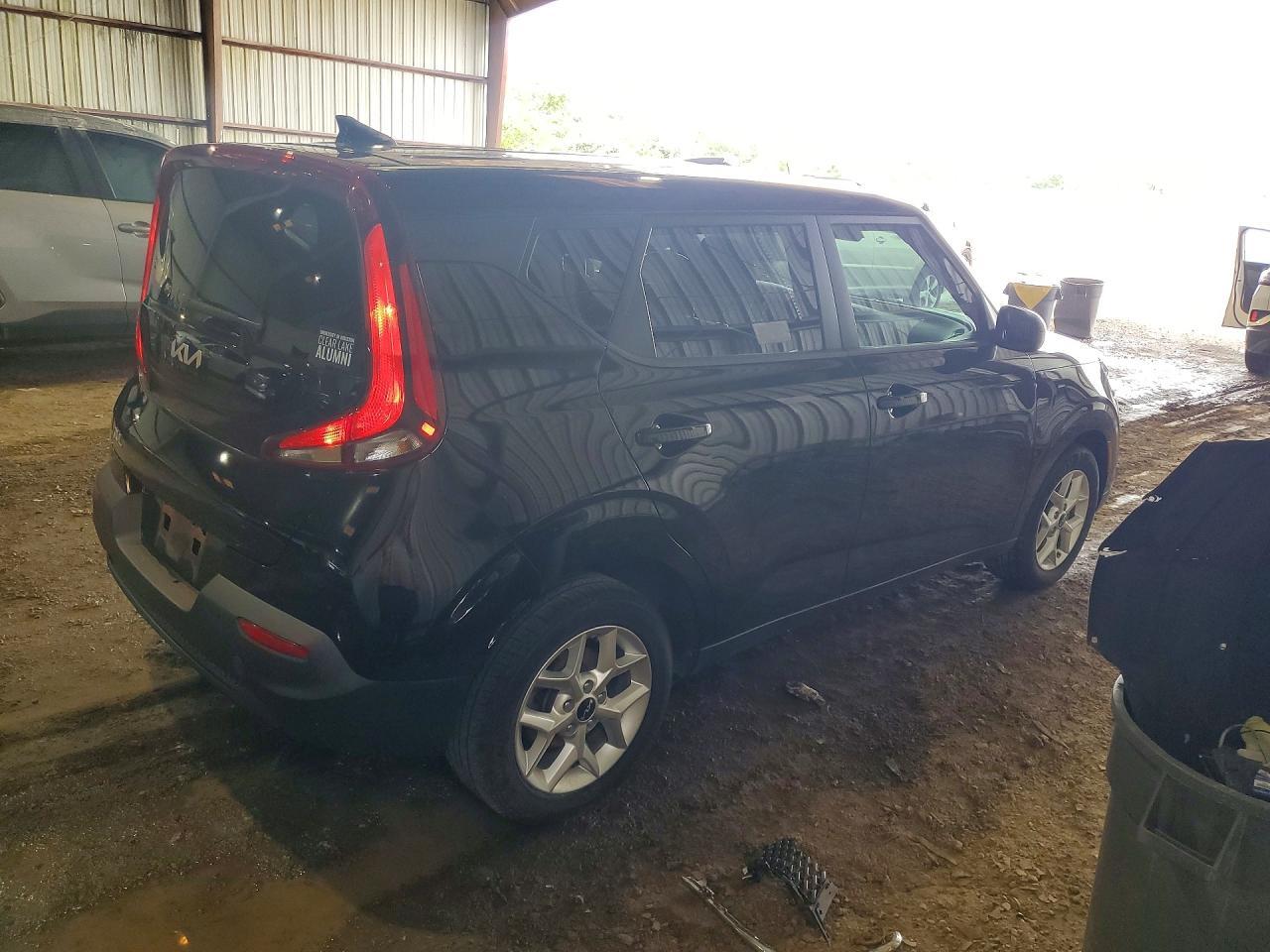 2022 Kia Soul - Фото 3